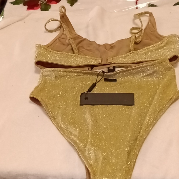 Triangl - Picture 2 of 2